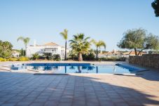 Apartamento em Quinta do Lago - Barra Prime Apartamento Salinas Country Club - Qui