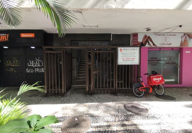 Apartamento em Rio de Janeiro - BR1033 (Zona4) Apartamento em Rio de Janeiro - BR1033 (Zona4)