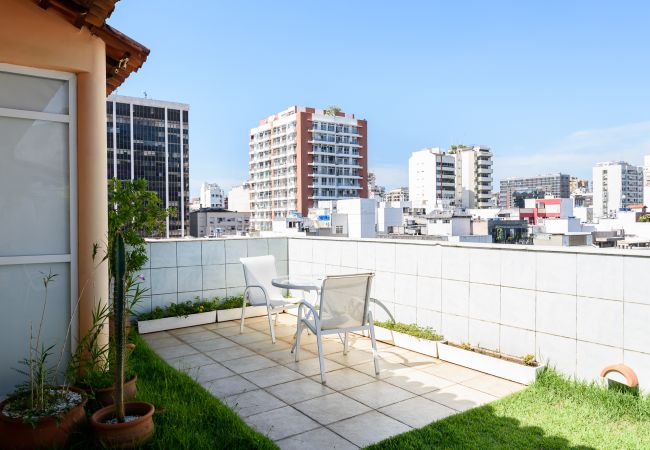 Apartamento em Rio de Janeiro - MQC502 (Zona1) Apartamento em Rio de Janeiro - MQC502 (Zona1)