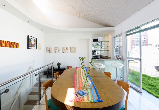 Apartamento em Rio de Janeiro - MQC502 (Zona1) Apartamento em Rio de Janeiro - MQC502 (Zona1)
