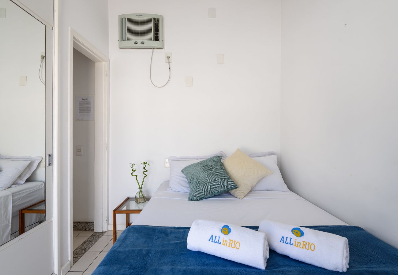 Apartamento em Rio de Janeiro - MQC502 (Zona1) Apartamento em Rio de Janeiro - MQC502 (Zona1)