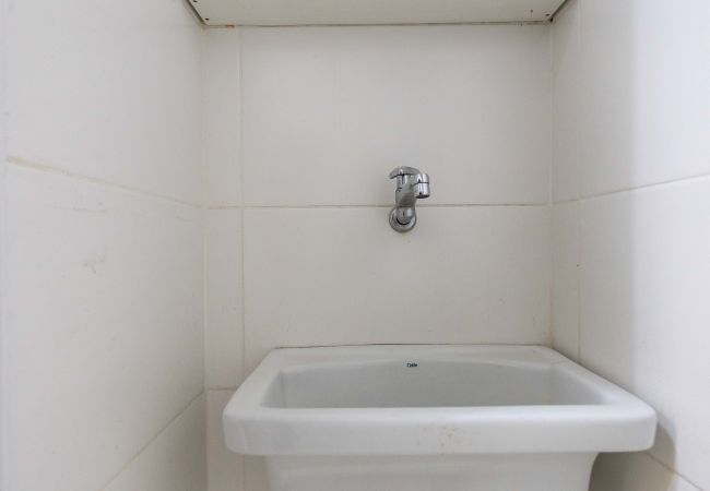 Apartamento em Rio de Janeiro - DF219 (Zona3) Apartamento em Rio de Janeiro - DF219 (Zona3)