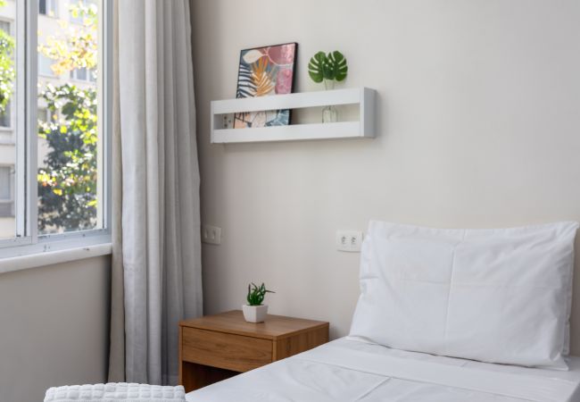 Apartamento em Rio de Janeiro - DF219 (Zona3) Apartamento em Rio de Janeiro - DF219 (Zona3)