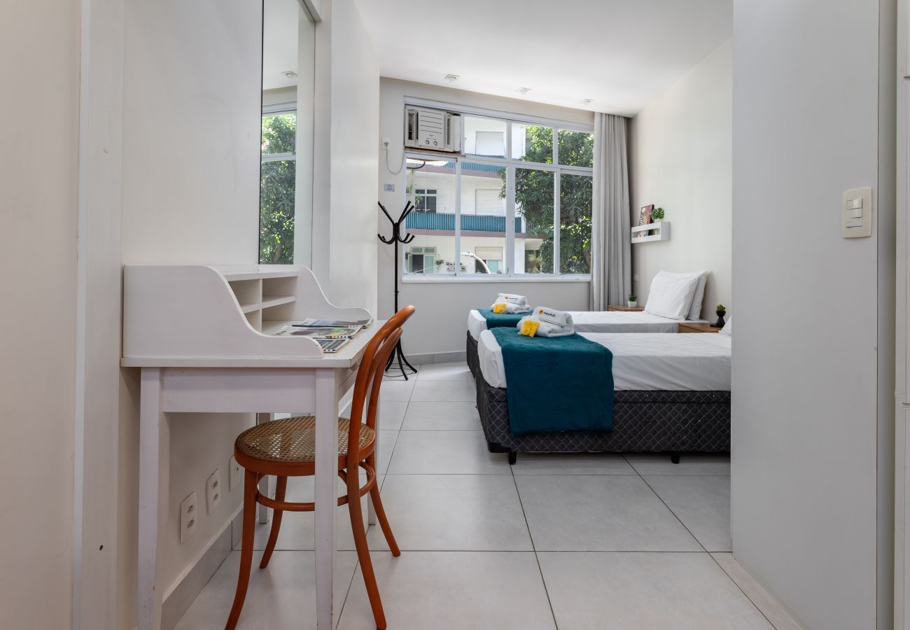 Apartamento em Rio de Janeiro - DF219 (Zona3) Apartamento em Rio de Janeiro - DF219 (Zona3)