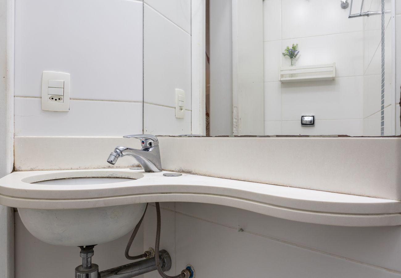 Apartamento em Rio de Janeiro - DF219 (Zona3) Apartamento em Rio de Janeiro - DF219 (Zona3)