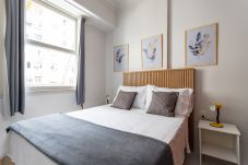 Apartamento em Rio de Janeiro - BR403 (Zona3)