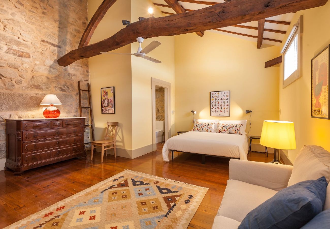 Quarto em Braga - Casa Grande (Quarto Amarelo) - Minho´s Guest