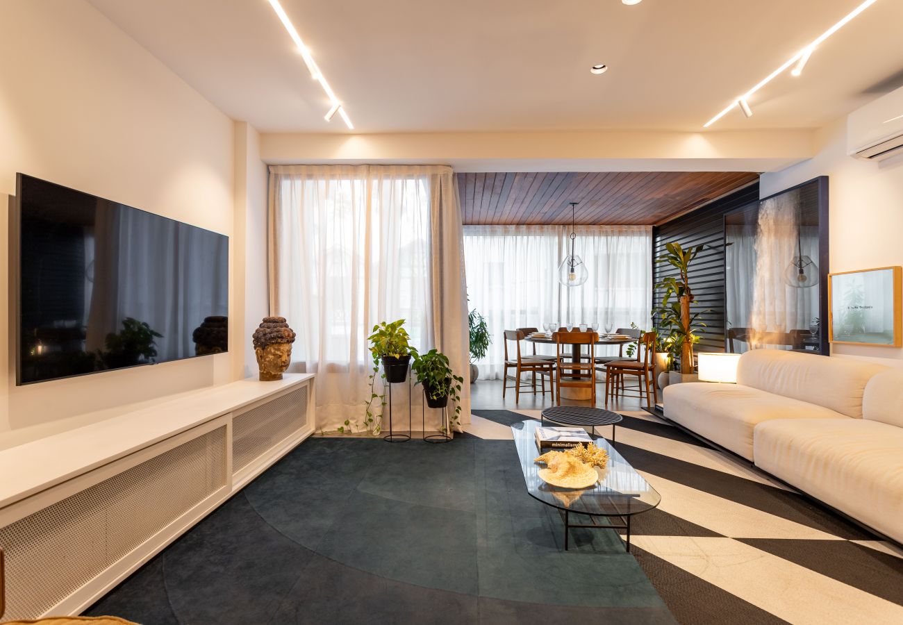 Apartamento em Rio de Janeiro - VM201 (Zona1)