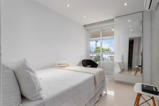 Apartamento em Rio de Janeiro - PP102 (Barra)