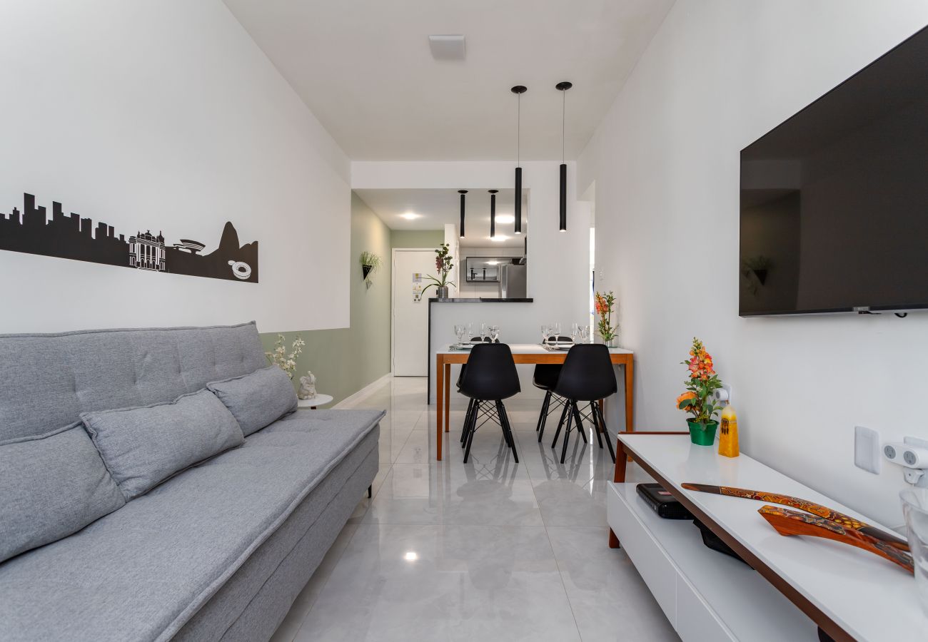 Apartamento em Rio de Janeiro - SCT1202 (Zona4)