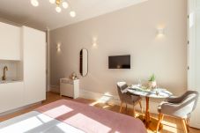 Apartamento em Braga - Living Valverde Studio Rosa - Minho's Guest