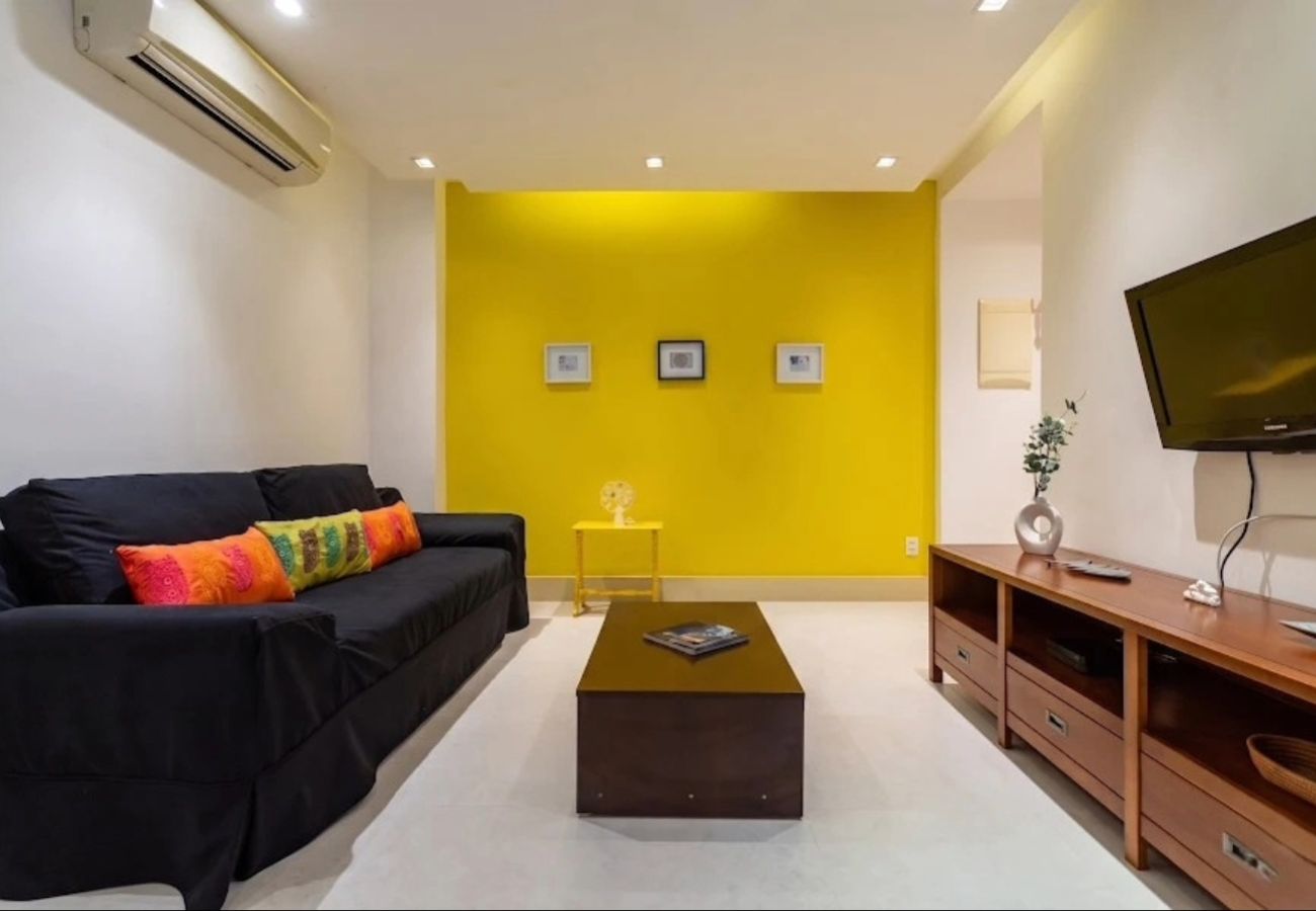 Apartamento em Rio de Janeiro - NSC205 (Zona3)