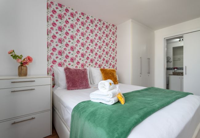 Apartamento em Rio de Janeiro - SA1005 (Barra) Apartamento em Rio de Janeiro - SA1005 (Barra)