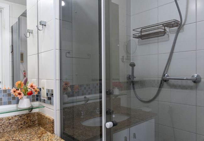 Apartamento em Rio de Janeiro - SA1005 (Barra) Apartamento em Rio de Janeiro - SA1005 (Barra)
