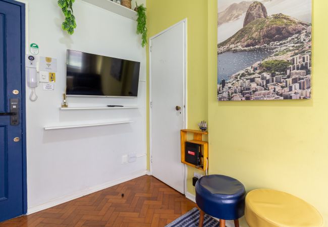 Apartamento em Rio de Janeiro - STC202 (Zona3) Apartamento em Rio de Janeiro - STC202 (Zona3)