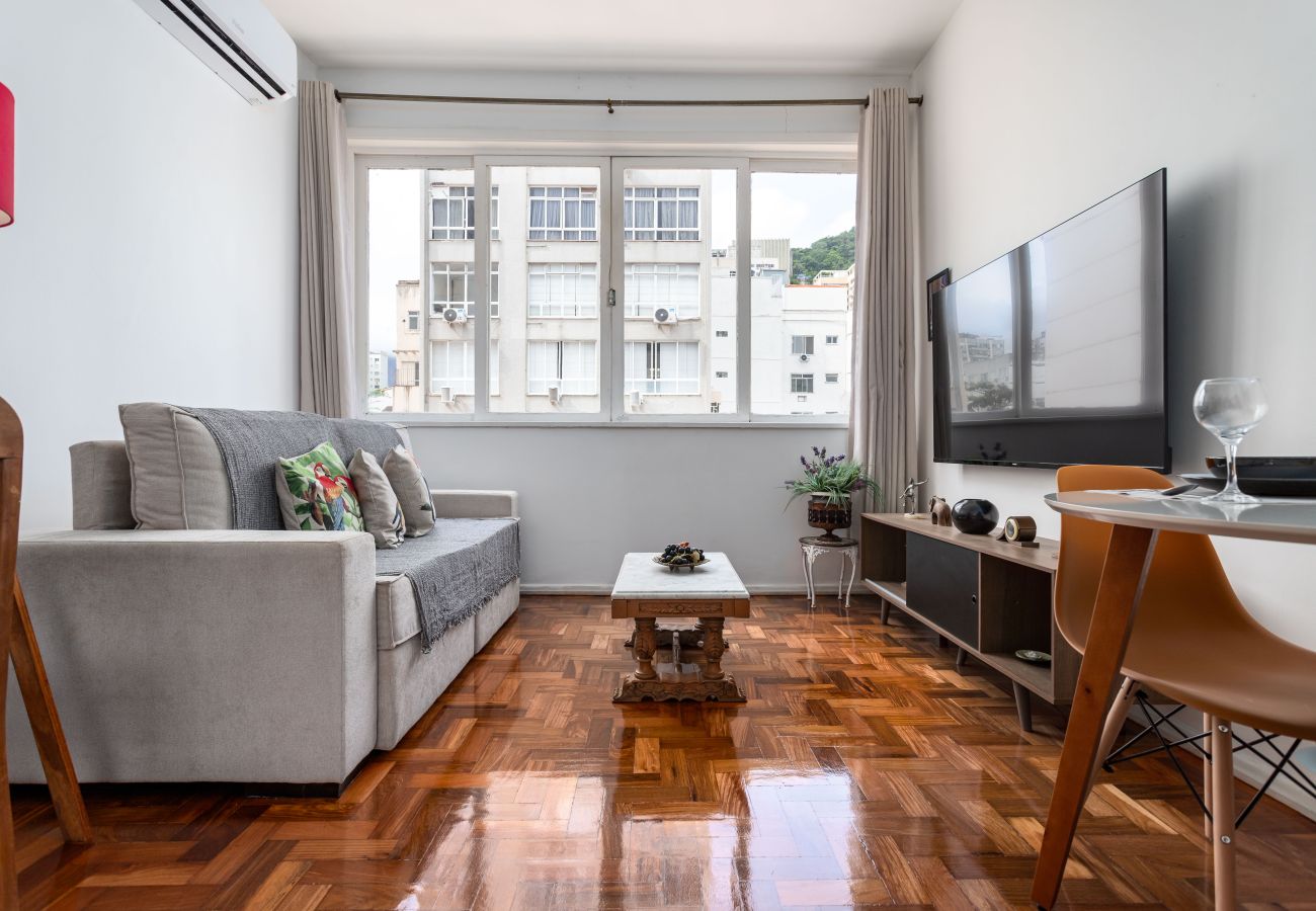 Apartamento em Rio de Janeiro - BT302B (Zona1)