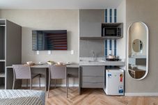 Apartamento em Rio de Janeiro - CR-PJ-SP-Q11 (Zona4)