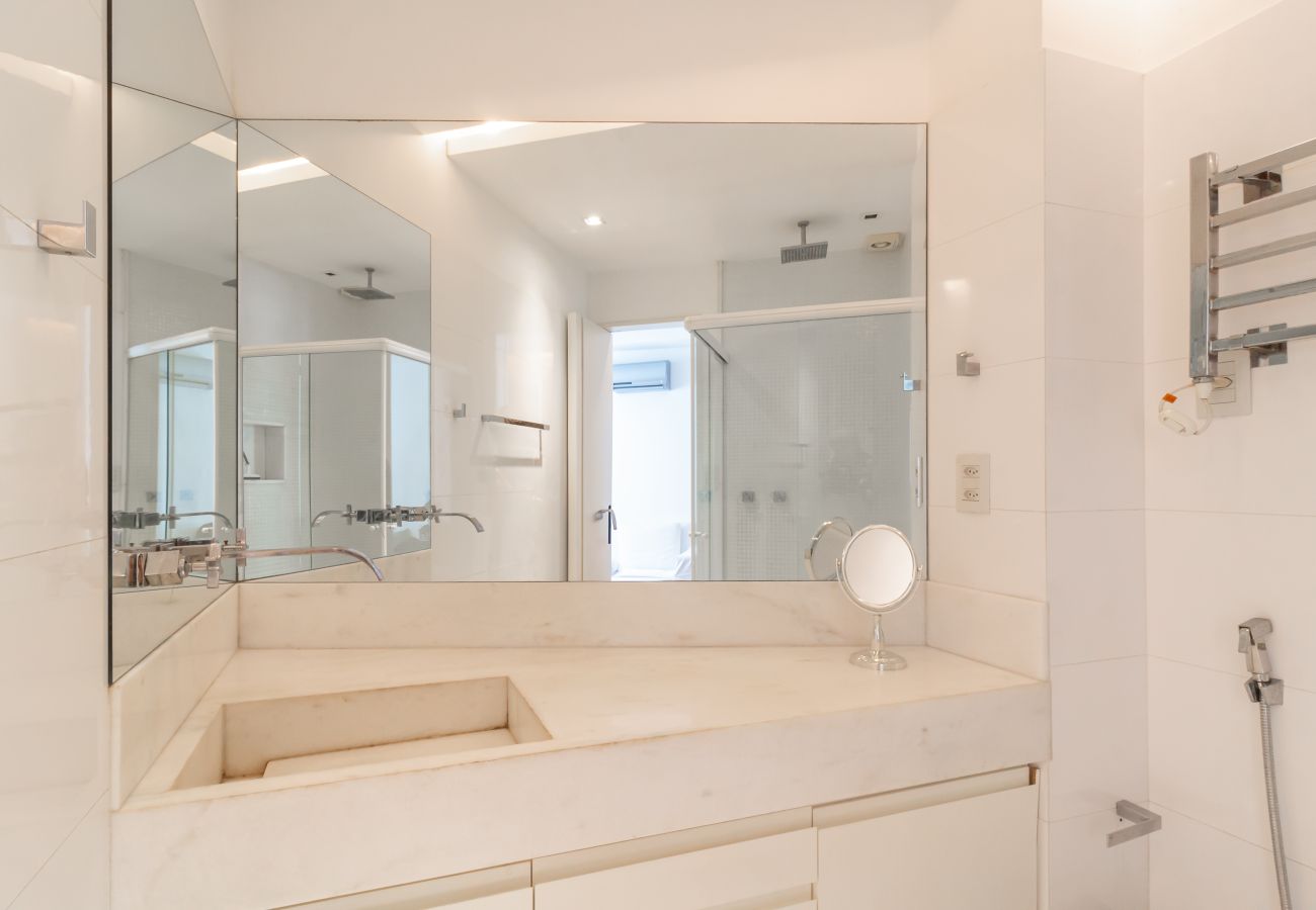 Apartamento em Rio de Janeiro - BC405 (Zona2) Apartamento em Rio de Janeiro - BC405 (Zona2)