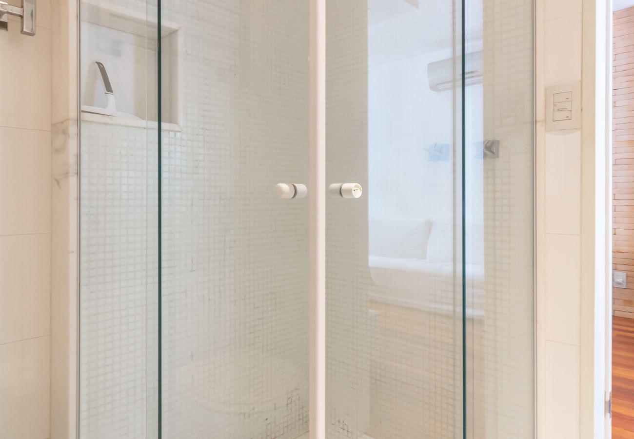 Apartamento em Rio de Janeiro - BC405 (Zona2) Apartamento em Rio de Janeiro - BC405 (Zona2)