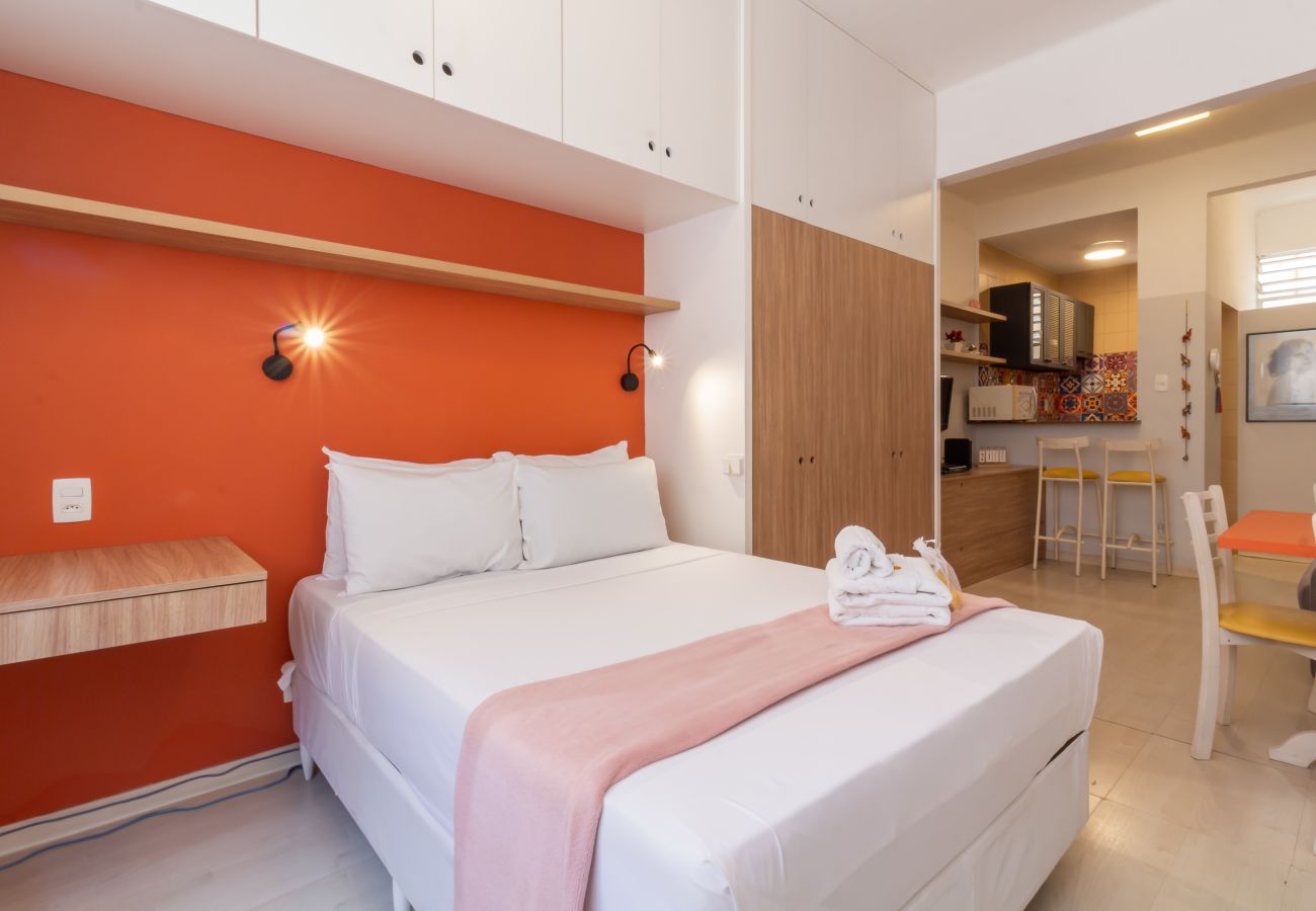 Apartamento em Rio de Janeiro - RC305 (Zona3)