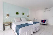 Quarto em Angra dos Reis - IBIZA106 (Zona AG)
