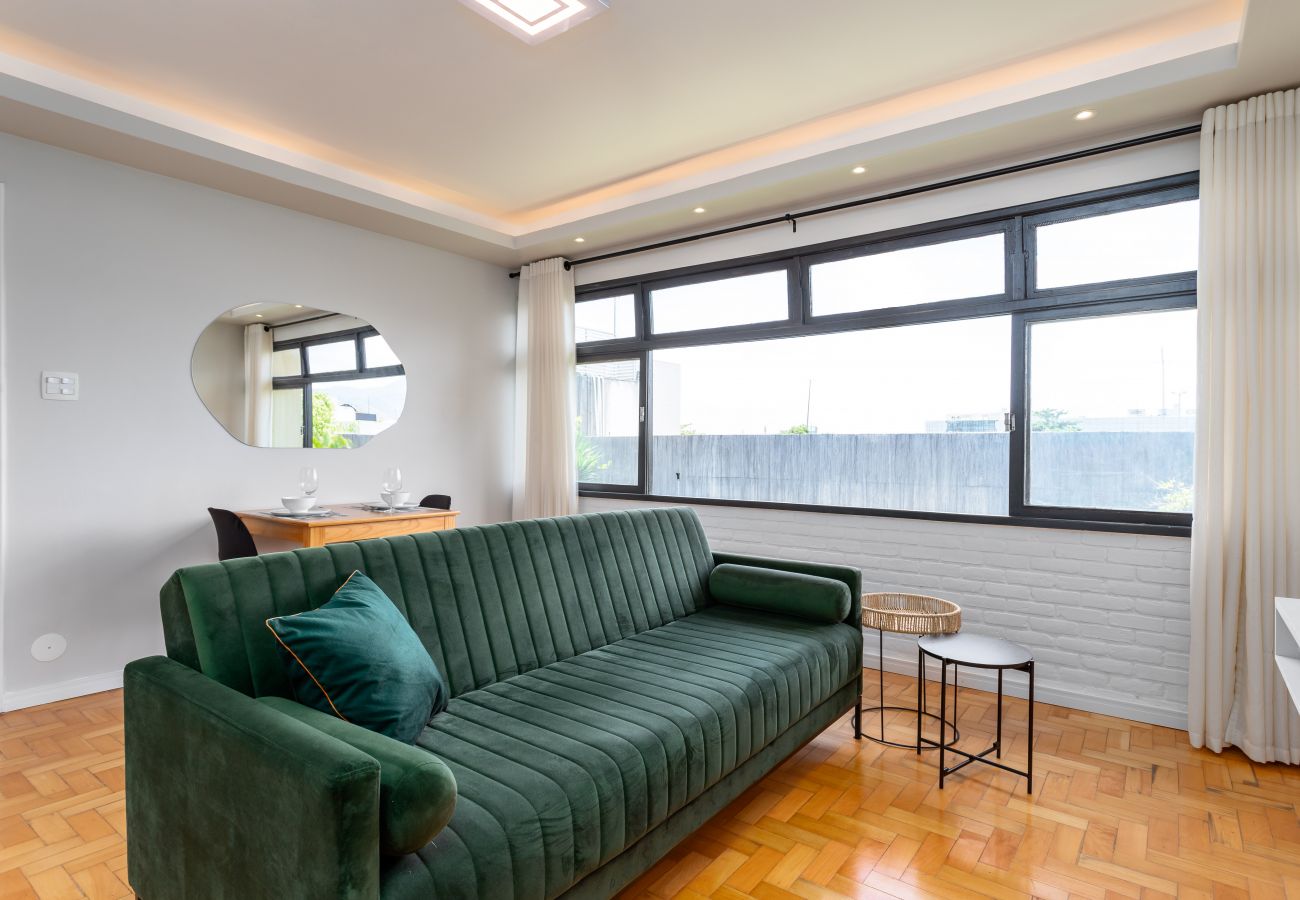 Apartment in Rio de Janeiro - AM203 (Barra)