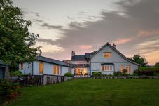 House in Lustleigh - Higher Mapstone