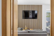 Greenacre snug room with sofa bed