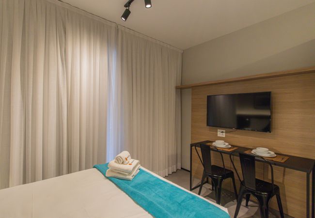 Studio in São Paulo - SP-P1505B (ZonaX) Studio in São Paulo - SP-P1505B (ZonaX)