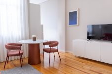 Apartment in Braga - Braga Essence Apartment By Minhos Guest