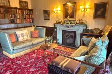 Country house in Etchingham - Haremere Hall