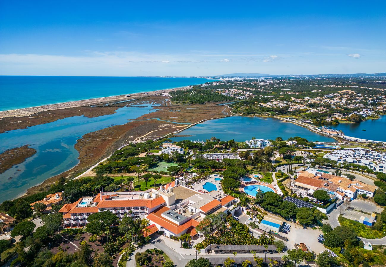 Villa in Almancil - V2 Victory Village